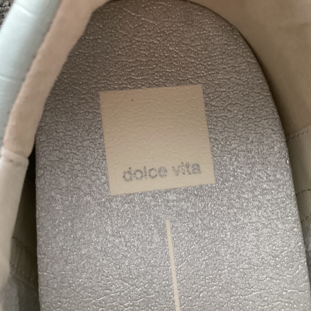 Dolce Vita Women's Zina 360 Lace-Up Sneakers, size 10 - Picture 2 of 13